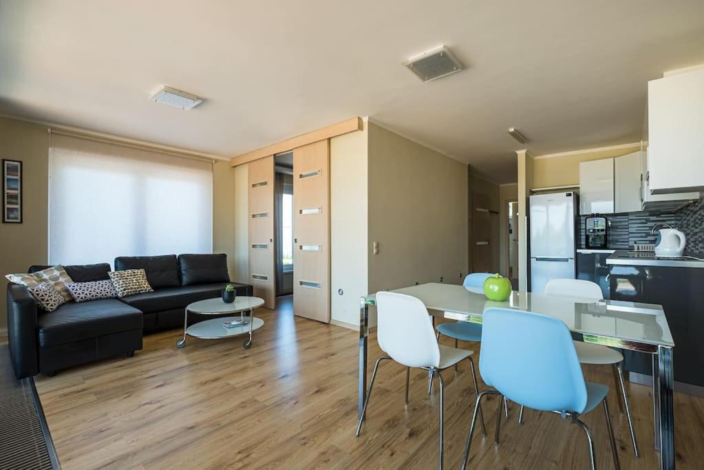 Hedon Brewery Apartments - 200 Meter To The Beach Balatonvilágos Exteriör bild