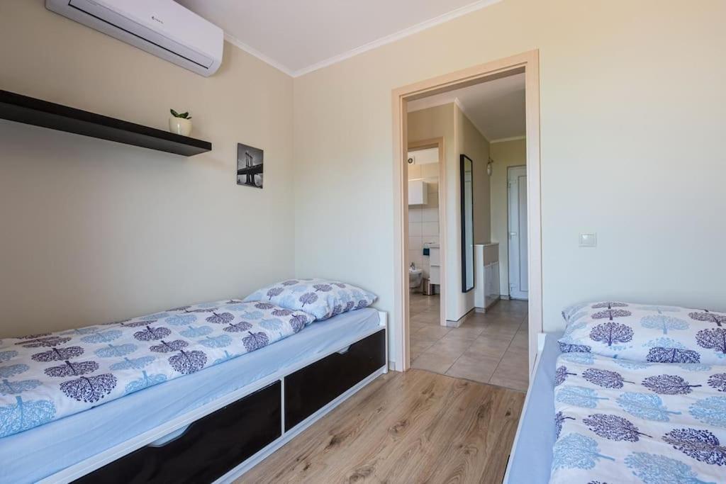 Hedon Brewery Apartments - 200 Meter To The Beach Balatonvilágos Exteriör bild